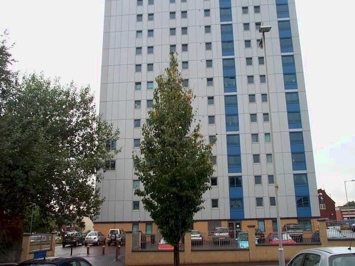 2 Bedroom Flat To Rent In The Pinnacle, Gomer Street, Willenhall, Wolverhampton, WV13