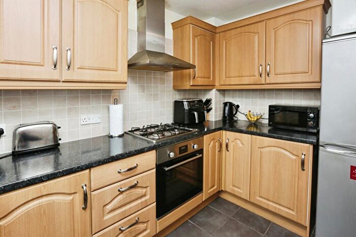 3 Bedroom Terraced House For Sale In Cheriton Road, Gosport, PO12