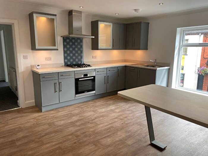 2 Bedroom Flat To Rent In Chapel Street, Cheadle, Stoke-On-Trent, ST10