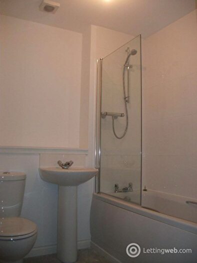 2 Bedroom Flat To Rent In Percy Street, Larkhall, ML9