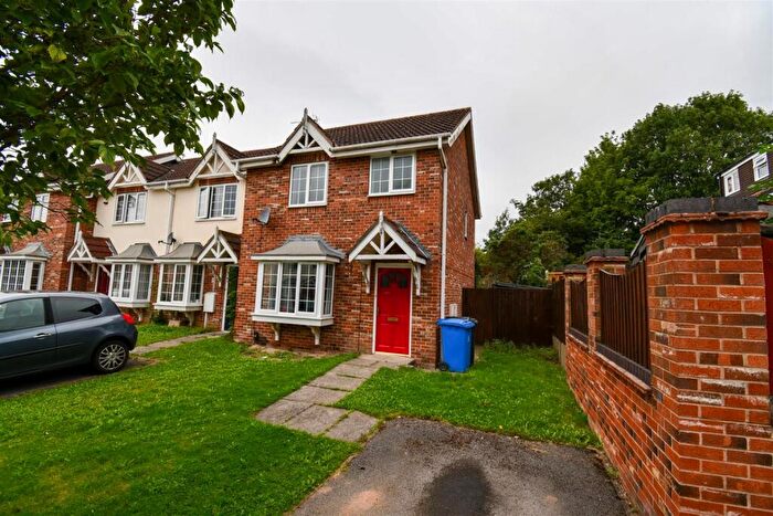 3 Bedroom End Of Terrace House To Rent In Chesterford Court, Littleover, Derby, Derbyshire, DE23