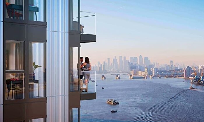 2 Bedroom Flat For Sale In Duke Of Wellington Avenue, London, SE18