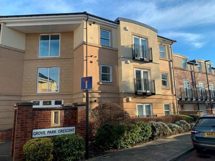 2 Bedroom Flat To Rent In Grove Park Crescent, Gosforth, Newcastle Upon Tyne, NE3