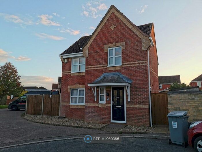 3 Bedroom Detached House To Rent In Newcastle Close, Norwich, NR7