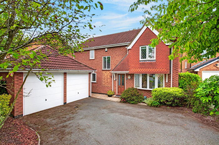 4 Bedroom Detached House For Sale In Chatsworth Drive, Market Harborough, LE16