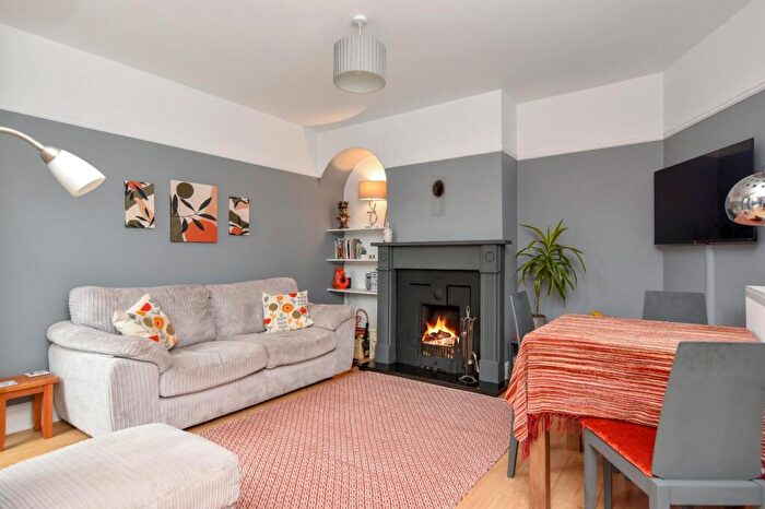 3 Bedroom Semi Detached House For Sale In Trafalgar Road, Shoeburyness, Essex, SS3