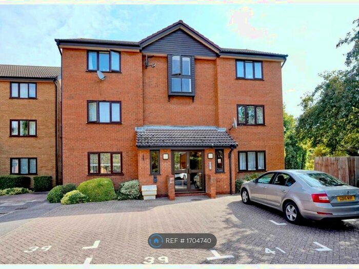 2 Bedroom Flat To Rent In Stukeley Meadows, Huntingdon, PE29