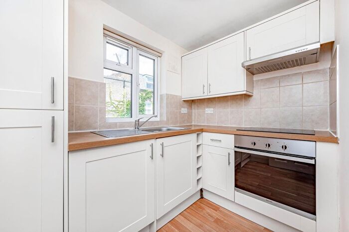 1 Bedroom Flat To Rent In Bramber Road, London, W14