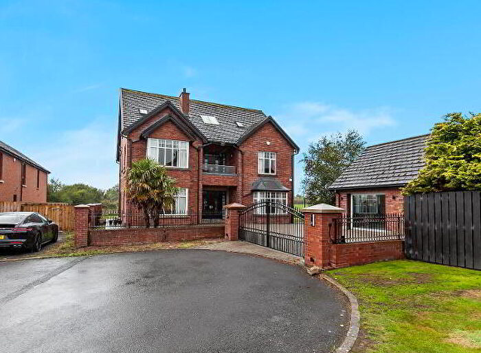 6 Bedroom Detached House For Sale In Farm Lodge Drive, Carrickfergus, BT38