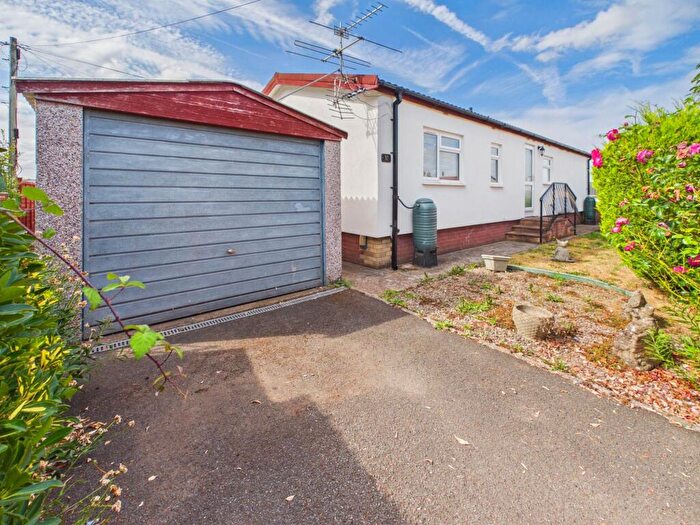 2 Bedroom Park Home For Sale In Vine Tree Park, Tudorville, Ross-on-Wye, HR9