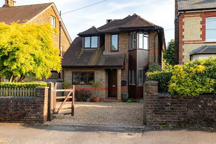 4 Bedroom Detached House For Sale In Warren Road, Reigate, RH2