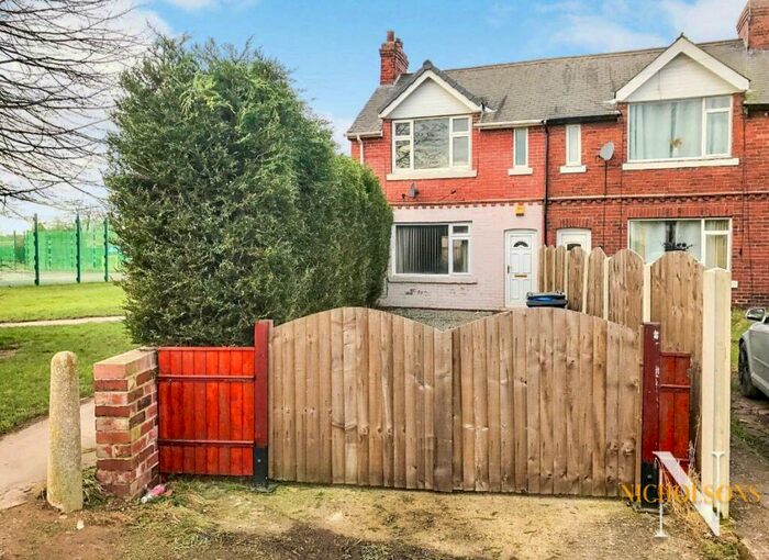 3 Bedroom End Of Terrace House To Rent In South Street, Thurcroft, Rotherham, South Yorkshire, S66