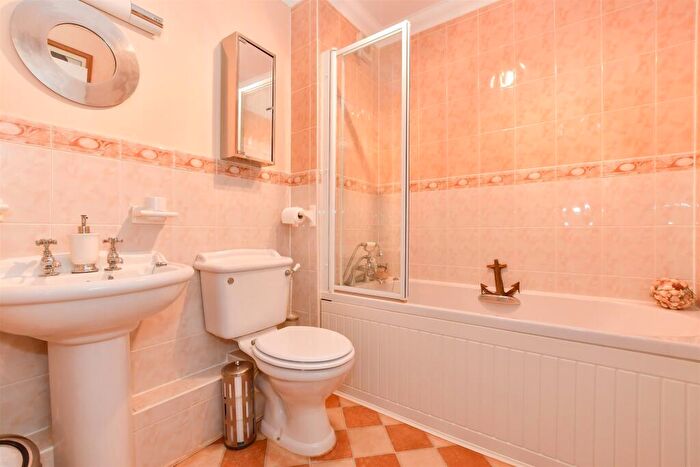 2 Bedroom Apartment For Sale In Halliday Drive, Deal, Kent, CT14