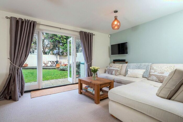 4 Bedroom Terraced House To Rent In Woodlands Mews, Streatham, London SW16