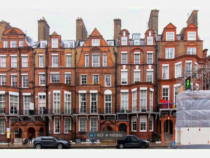 2 Bedroom Flat To Rent In Pont Street, London, SW1X