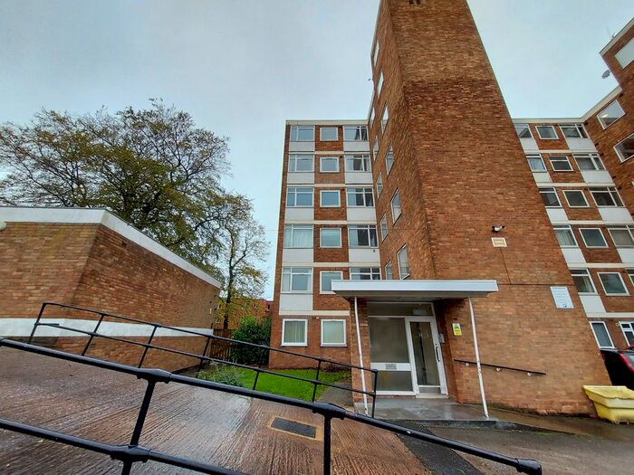 2 Bedroom Flat To Rent In Sutton Road, Walsall, WS1