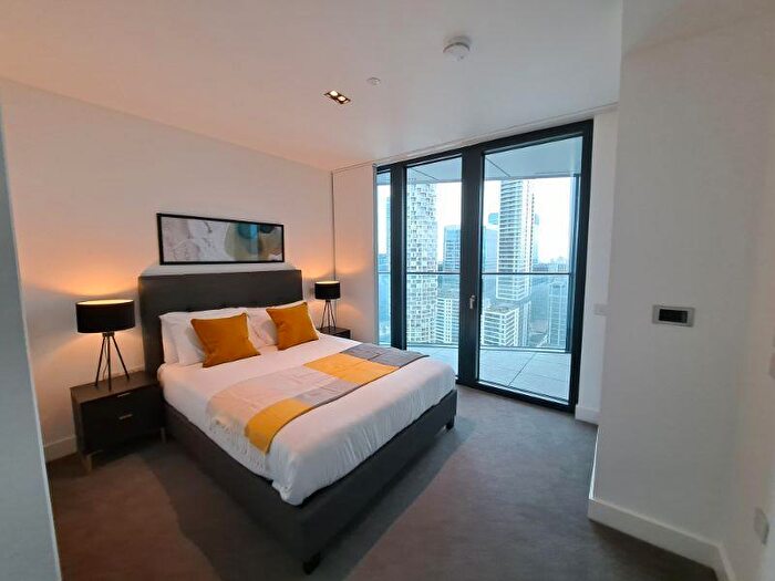 1 Bedroom Apartment To Rent In Amory Tower, Marsh Wall, Canary Wharf, E14
