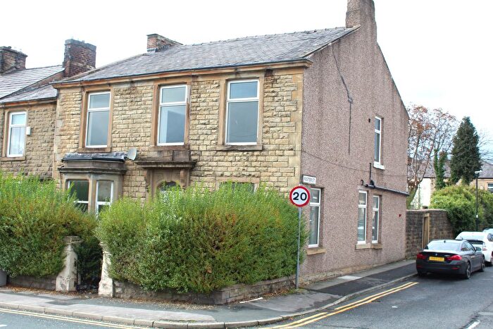 10 Bedroom Terraced House For Sale In Burnley Road, Accrington, BB5
