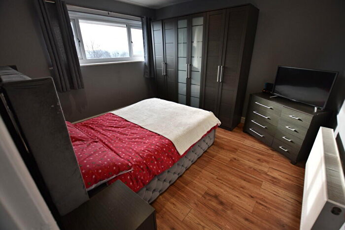 2 Bedroom Apartment To Rent In Solent Drive, Bolton, BL3