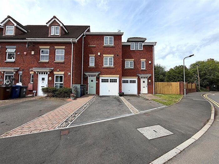 3 Bedroom Terraced House For Sale In The Haven, Selby, YO8