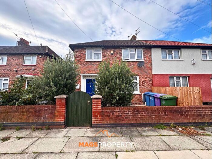 3 Bedroom Semi-Detached House For Sale In Wilberforce Road, Liverpool, L4