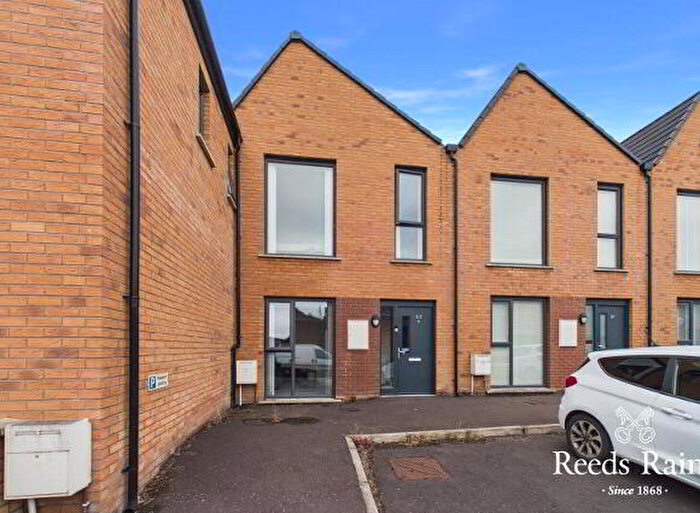 3 Bedroom Mid Terraced House For Sale In Gardiner Street, Belfast, BT13