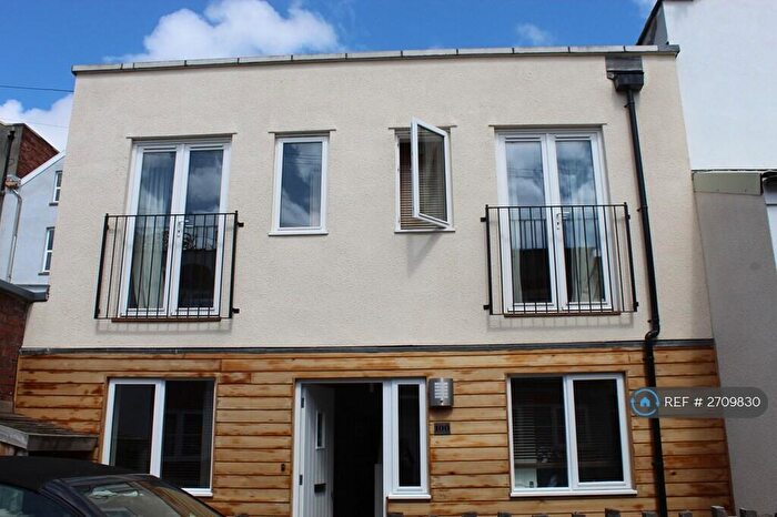 6 Bedroom Semi Detached House To Rent In Kings Parade Avenue, Bristol, BS8