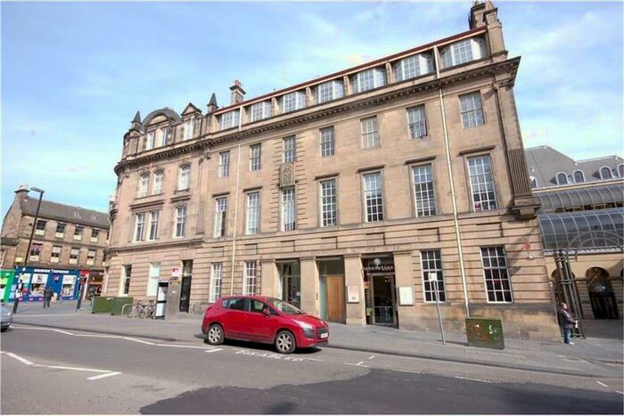 1 Bedroom Flat To Rent In Chambers Street, Edinburgh, EH1