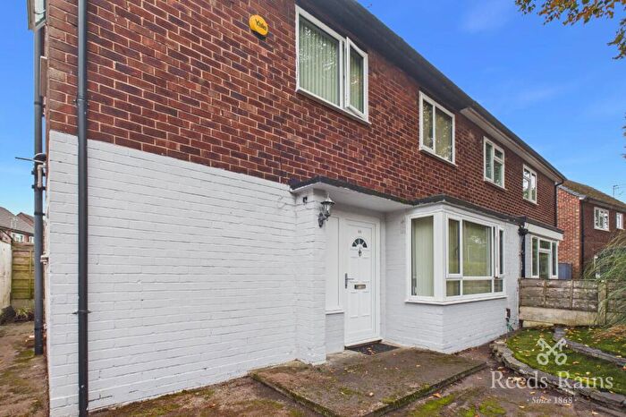 3 Bedroom Semi-Detached House For Sale In Nesfield Road, Manchester, Greater Manchester, M23