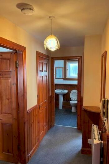 2 Bedroom Flat To Rent In /, Murieston Road, Edinburgh, EH11