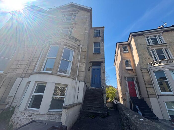 2 Bedroom Apartment To Rent In Cotham Brow, Redland, Bristol, BS6