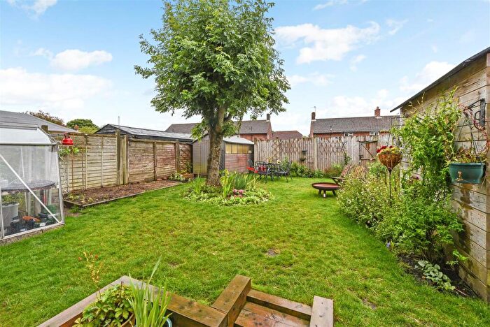 4 Bedroom Semi-Detached House For Sale In Glebe Road, Buriton, Petersfield, GU31