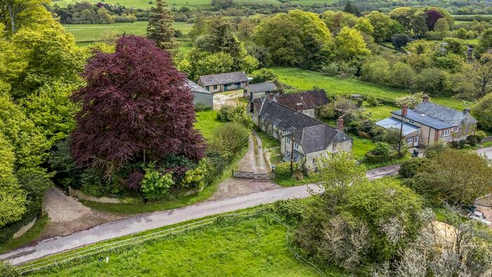 4 Bedroom Detached House For Sale In Chilfrome, Dorchester, Dorset, DT2