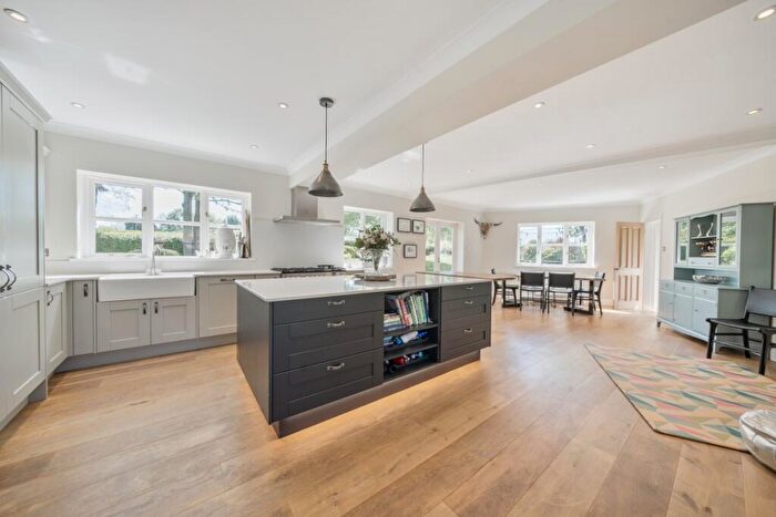 5 Bedroom Detached House To Rent In Abbotts Hill Little Ann, SP11