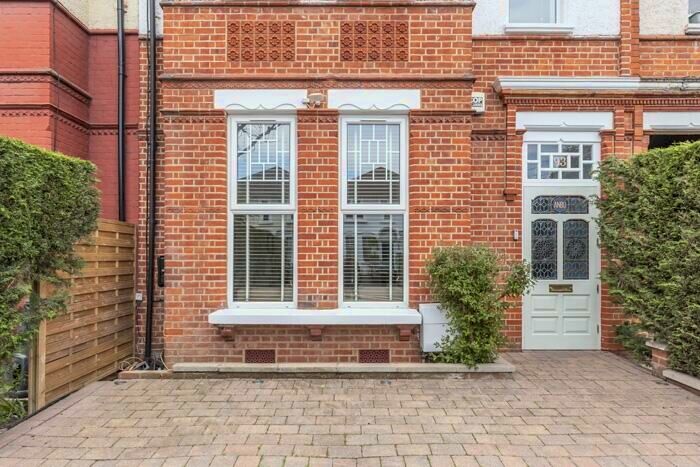 5 Bedroom House To Rent In Palmerston Road London, N22