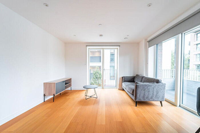 1 Bedroom Apartment To Rent In Approach House, London, N17