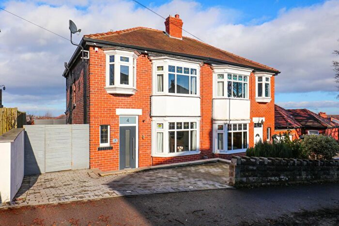 4 Bedroom Semi-Detached House To Rent In High Storrs Drive, Sheffield, S11