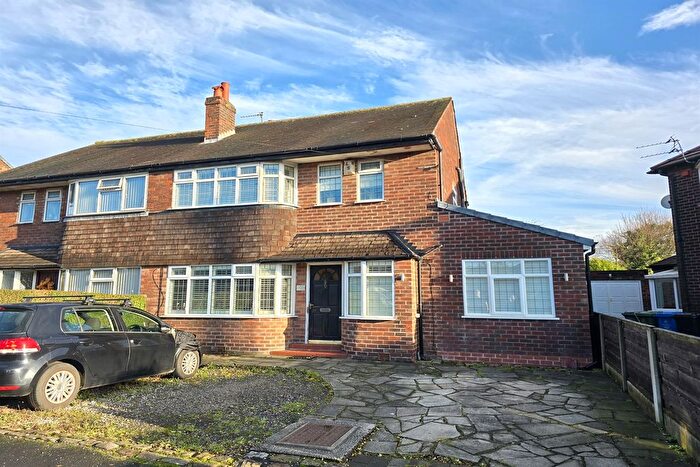 4 Bedroom Semi Detached House For Sale In Lindsell Road, West Timperley, Altrincham, WA14