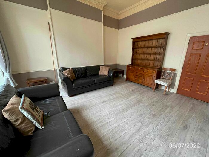 1 Bedroom Flat To Rent In King Street, First Floor Right, Aberdeen, AB24