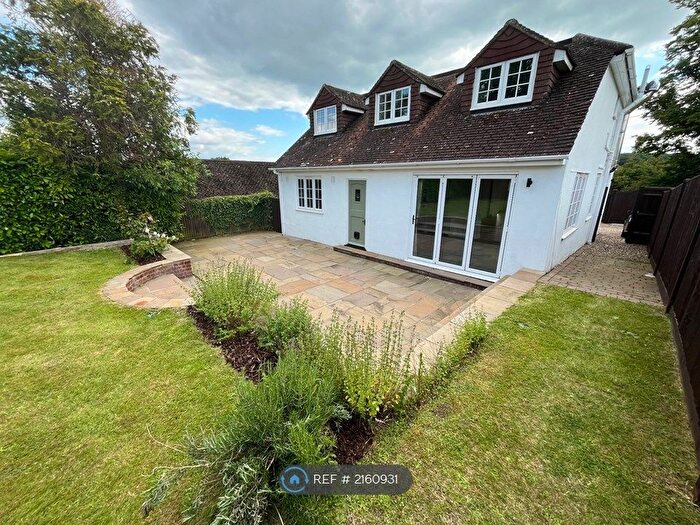 5 Bedroom Detached House To Rent In Seymour Court Road, Marlow, SL7