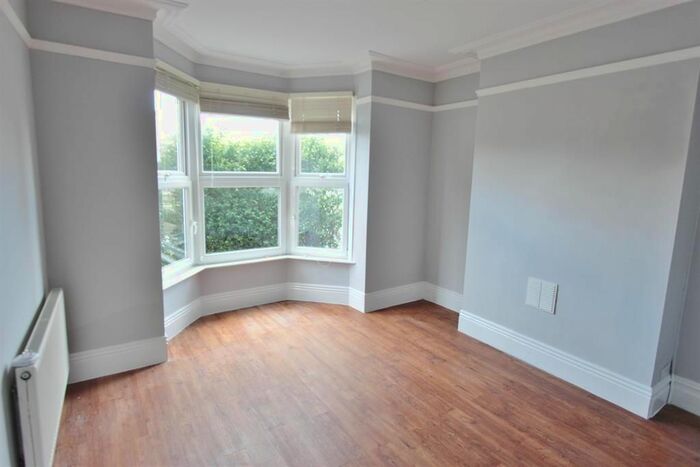 3 Bedroom Terraced House To Rent In Rustlings Road, Sheffield, S11