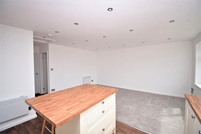 2 Bedroom Detached Bungalow For Sale In Cefn Y Gader, Morfa Bychan, Porthmadog, LL49