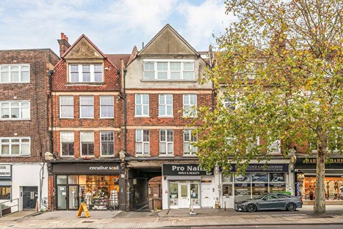 2 Bedroom Flat To Rent In Streatham High Road, Streatham, SW16