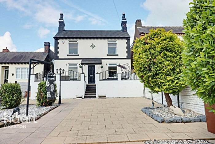 3 Bedroom Detached House For Sale In Kingsway, Ilkeston, DE7