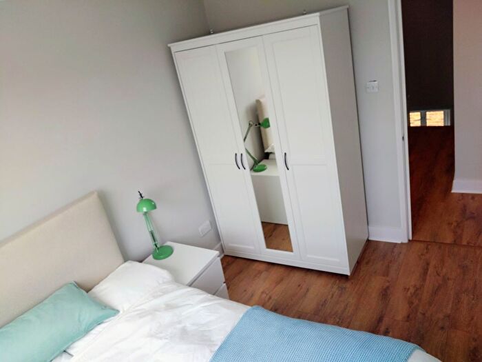 4 Bedroom Flat To Rent In Gloucester Place, London, NW1