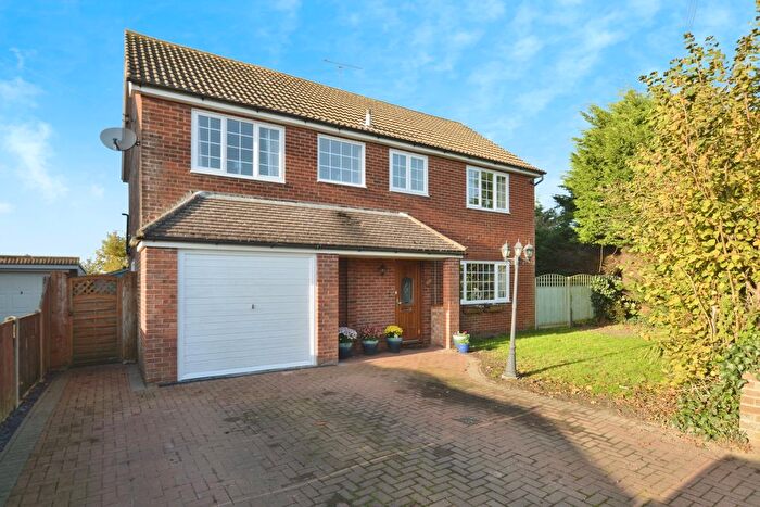 4 Bedroom Detached House For Sale In Rolfe Lane, New Romney, Kent, TN28