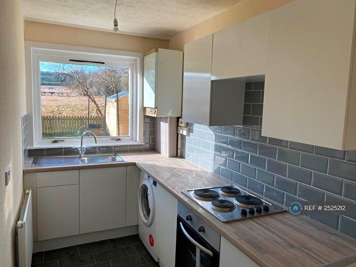1 Bedroom Flat To Rent In Muirend Court, Bo'ness, EH51