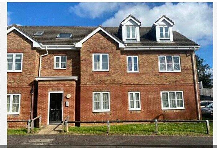 2 Bedroom Apartment For Sale In Seaweed Close, Weston Lane, Southampton, SO19