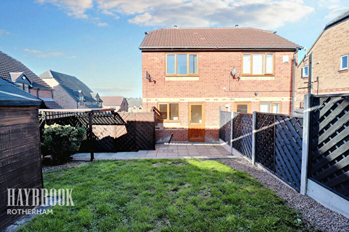 2 Bedroom Semi-Detached House For Sale In Brookfield Close, Dalton, S65