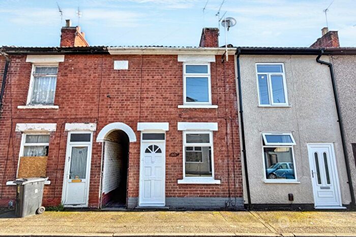3 Bedroom Terraced House For Sale In Clarence Street, Nuneaton, CV11